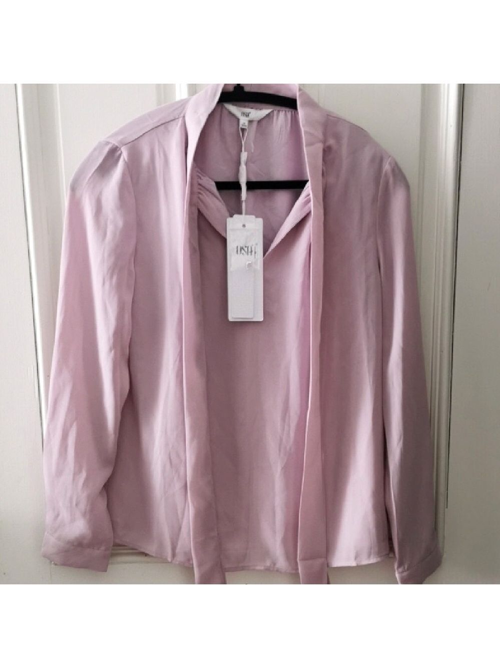 NWT OSA feninine fully lined blouse with tie. Romantic, cottagecore. Size M